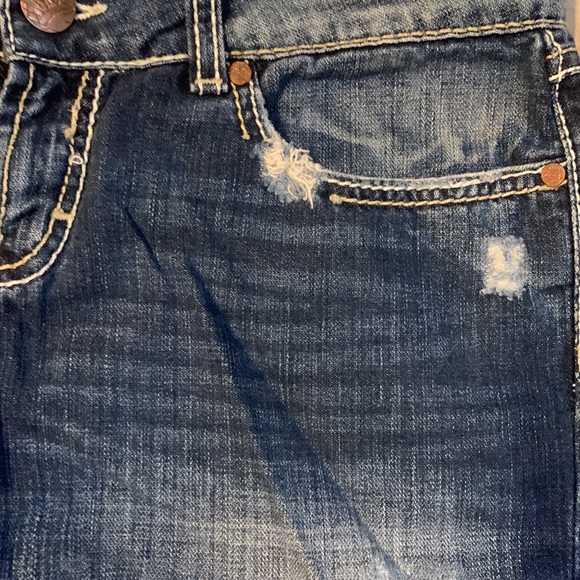 BKE - Picture 4 of 8